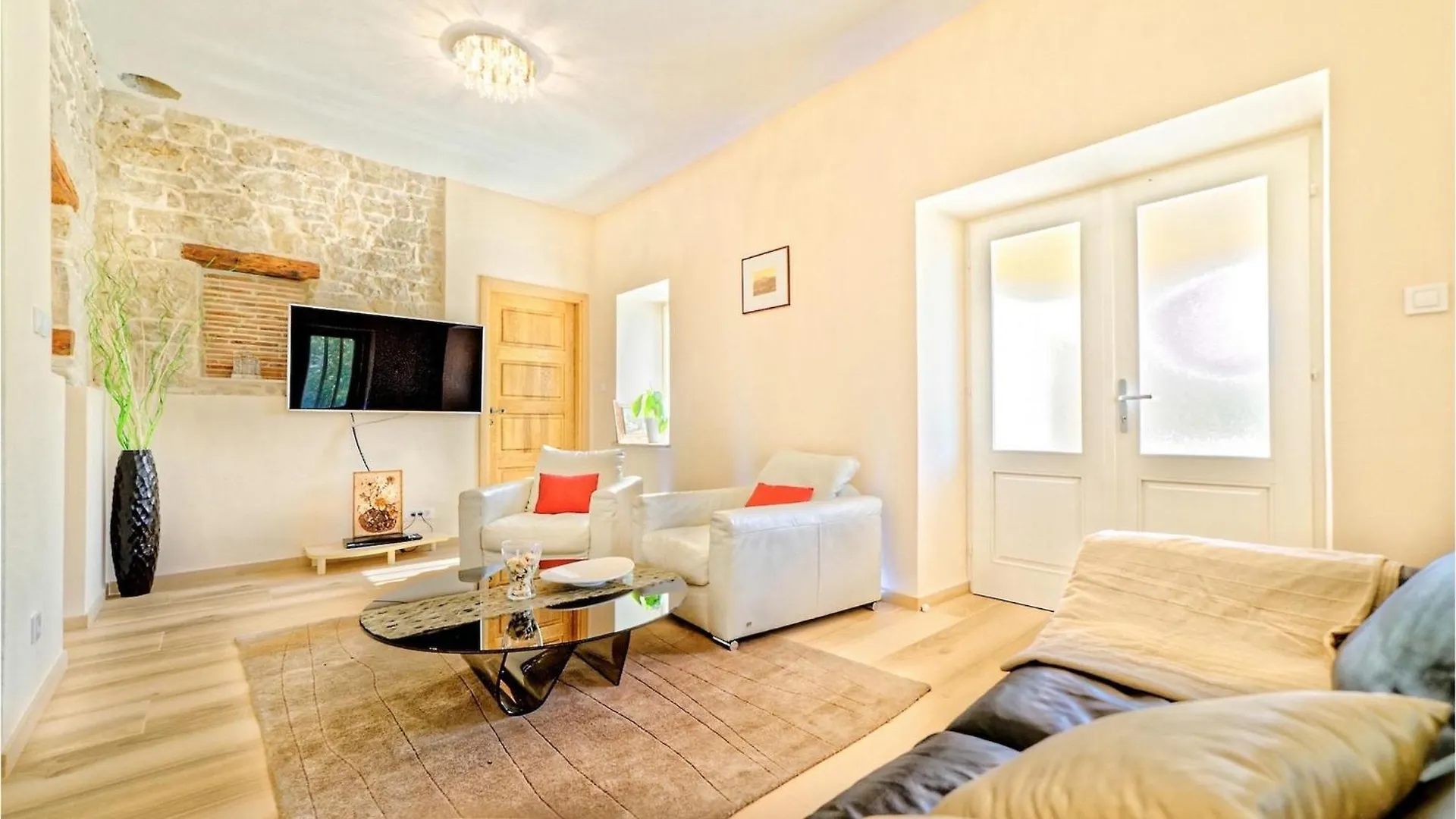 Villa Demetra Motovun 0*,  Croatia